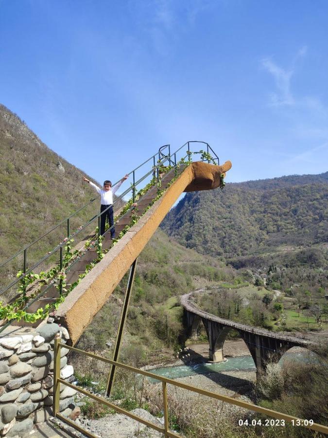 Гостевой Дом "Амза" Bed & Breakfast Tqvarcheli Luaran gambar